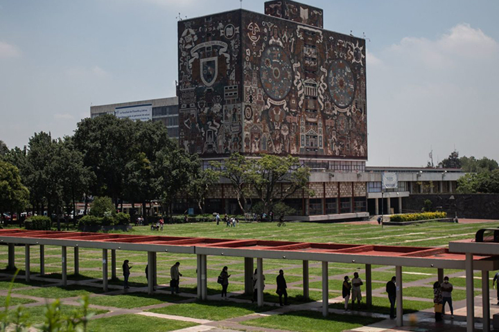 unam